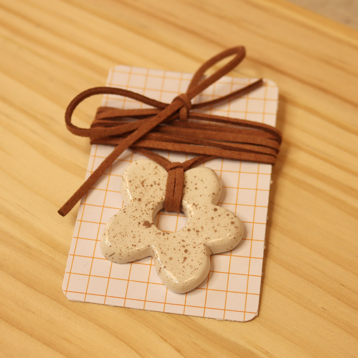 collar choker chocolate