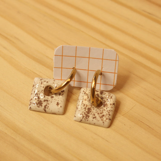 pendentes charm cadrado