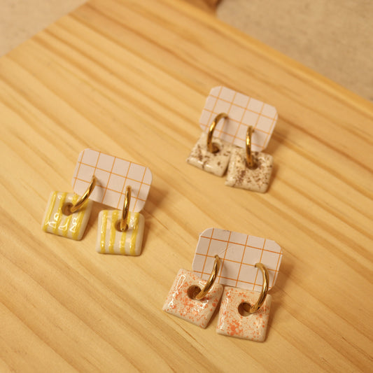 pendentes charm cadrado